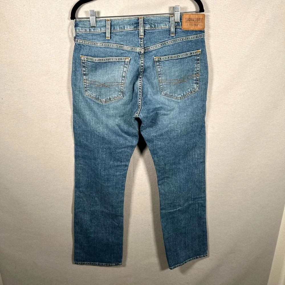 Signature‎ Levi's Bootcut Jeans Womens 33 Blue Denim Cotton Stretch Streetwear